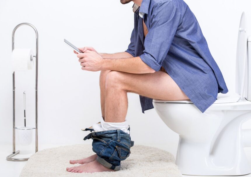 How to Use a Toilet Correctly to Avoid Health Problems