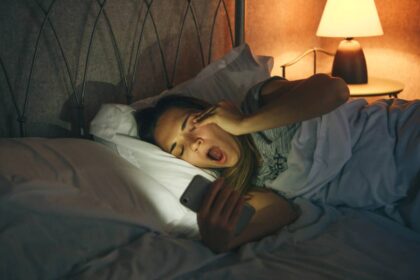 6 Dangerous Bedtime Habits That You Should Always Avoid