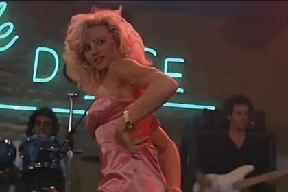 This Scene Wasn’t Edited, Look Closer at the Road House Blooper